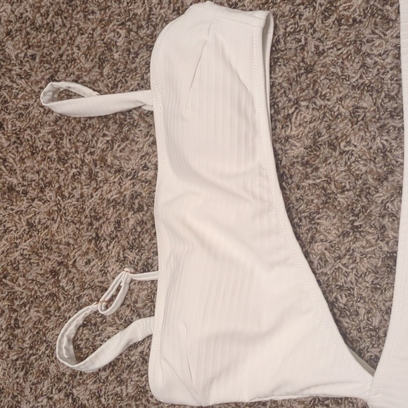 Shade & Shore white ribbed sleeveless cutout one piece swimsuit - Picture 5 of 9